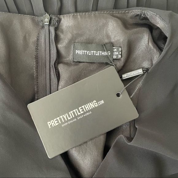 Pretty Little Thing PLT Black Pleated Flowy Dress NWT - Picture 7 of 8